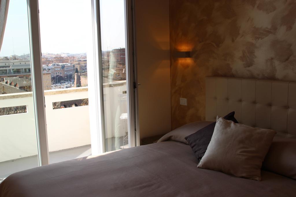 Windows On Rome Bed & Breakfast Exterior photo
